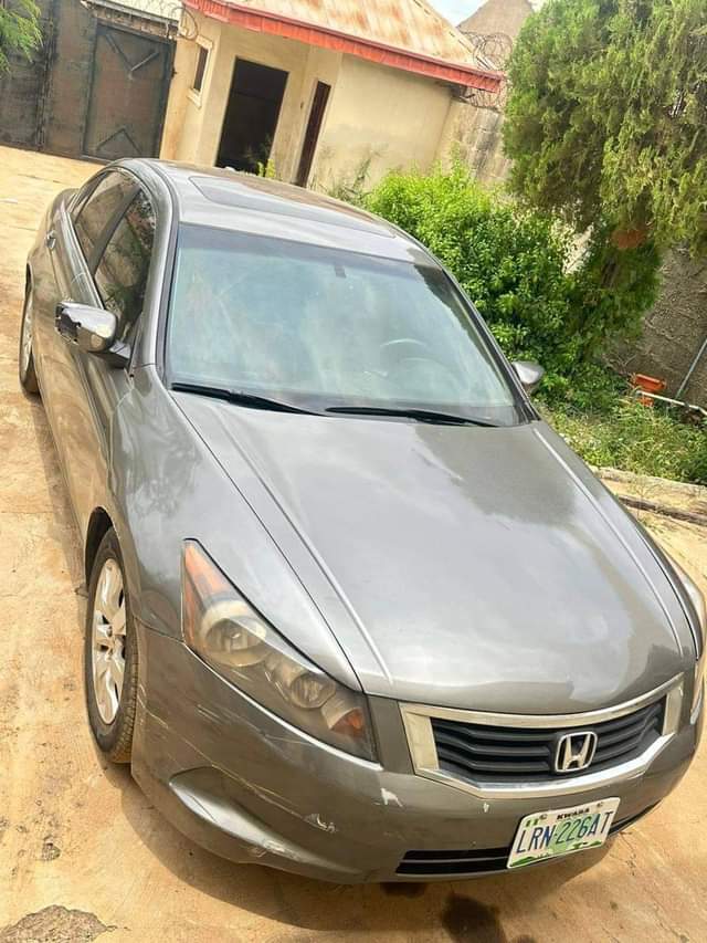 A picture of Honda Accord 2008