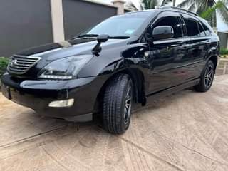 A picture of TOYOTA HARRIER