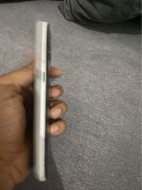 A picture of Samsung A21s haina changamoto yeyote kwa alie sereous naiuza 165000