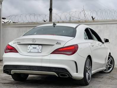 A picture of 2015 Mercedes Benz cla250 23 5m Tokunbo 08132657971