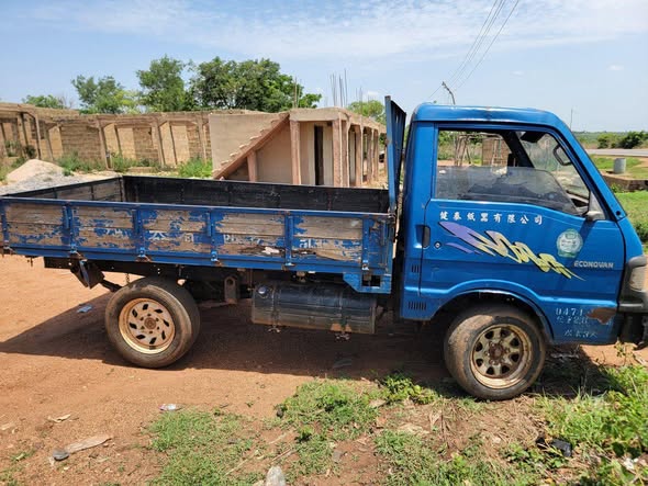 A picture of Ford truck