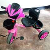 A picture of Kids 0718909429