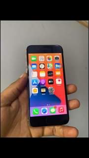 A picture of IPhone 8