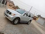 A picture of Nissan Pathfinder 2006 model