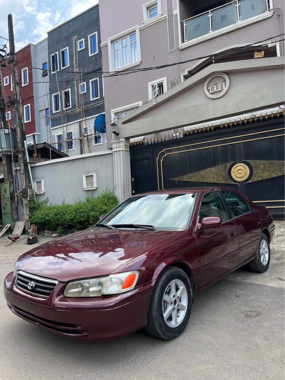 A picture of Wake Toyota Camry LE 2001