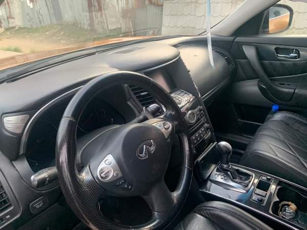 A picture of INFINITI Fx35 2012 MODEL DIRECT BELGIUM NOTHING TO FIX FULL
