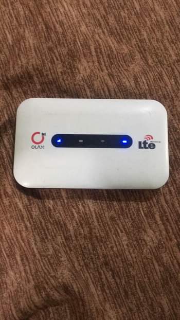 A picture of Uses all networks brand Olax 4G lite 0755351716