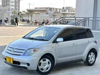 A picture of PRICE TZS 11 8MIL 255685681593 On Sale Toyota IST DU