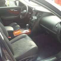 A picture of Hello 9ja super clean infiniti fx35 alloy wheel negociable price