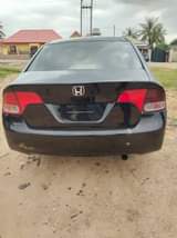 A picture of Honda civic naija used everything working perfectly Suleja location 08035243445