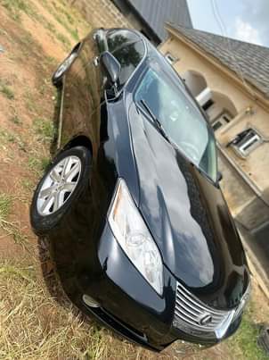 A picture of Lexus ES 350