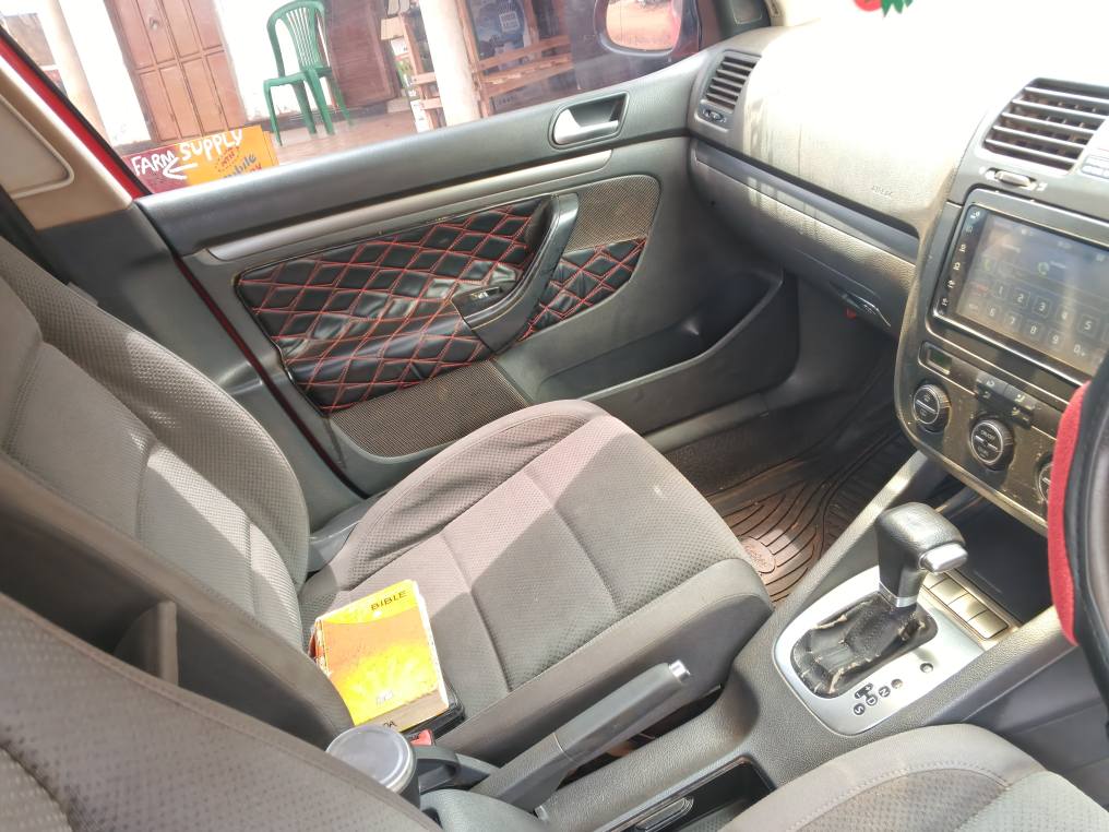 A picture of Golf 5