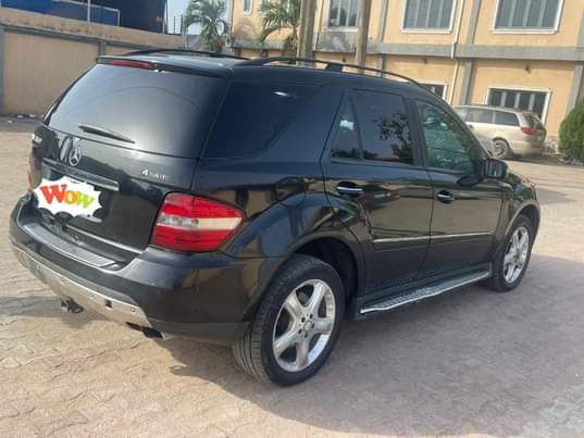 A picture of Sweet deal ML350 2009 2010 Toks standard First body Untampered