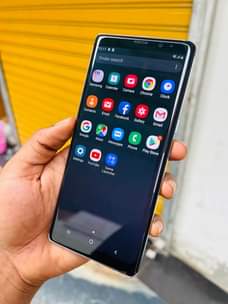 A picture of Samsung Not 8