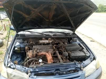 A picture of 2000 Toyota Camry light