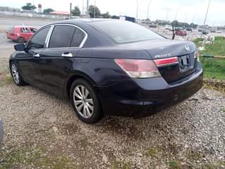 A picture of Honda Accord 2012 model for sale