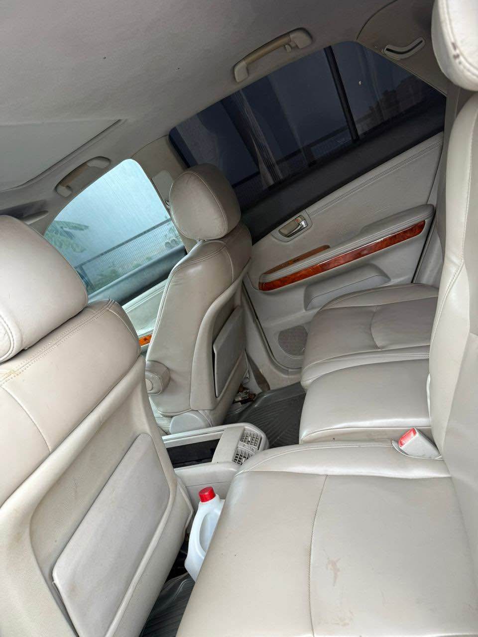A picture of 2006 Lexus Rx350