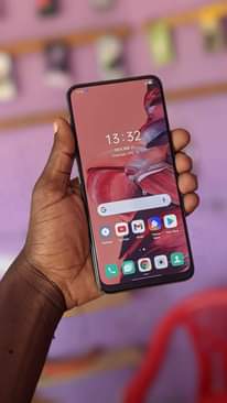 A picture of OPPO RENO 2F