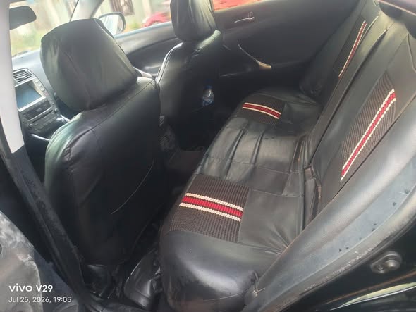 A picture of 2009 Lexus is250