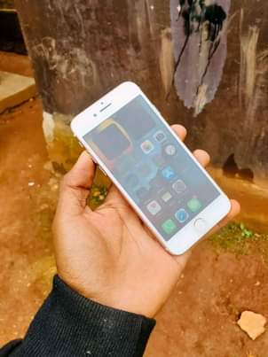 A picture of  IPHONE 7 CLEAN CAL 0705428740