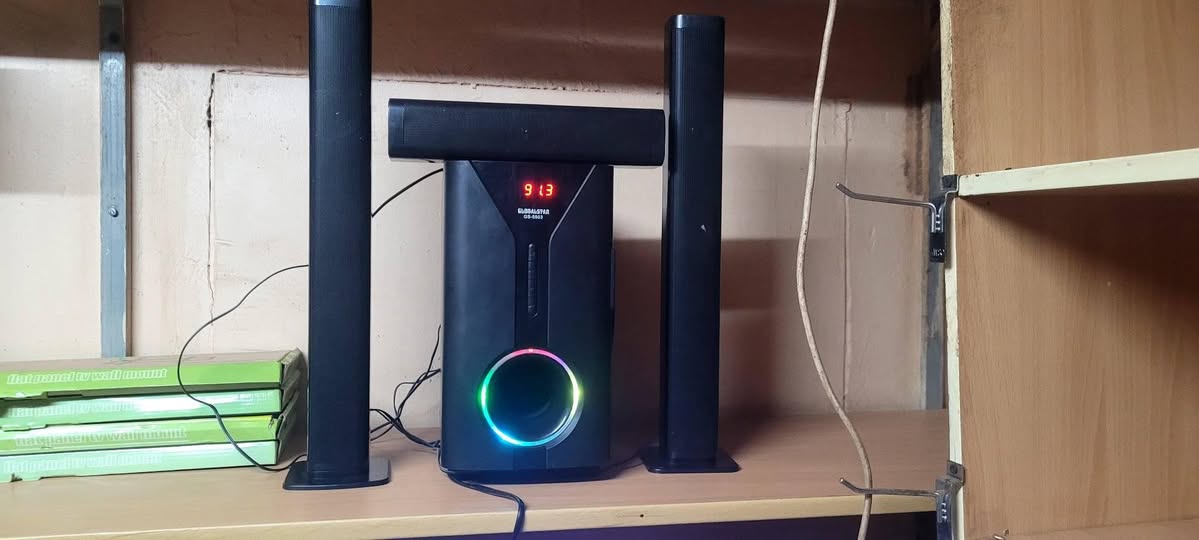 A picture of Global star sound bar system on sale