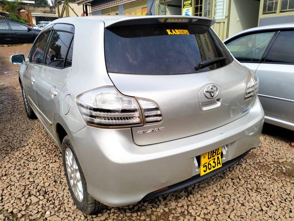 A picture of Toyota blade