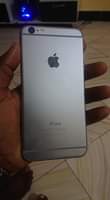 A picture of Iphone 6 0687098582