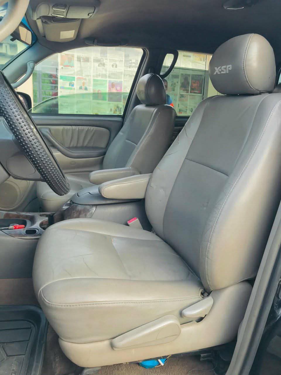 A picture of 2005 Toyota tundra xsp