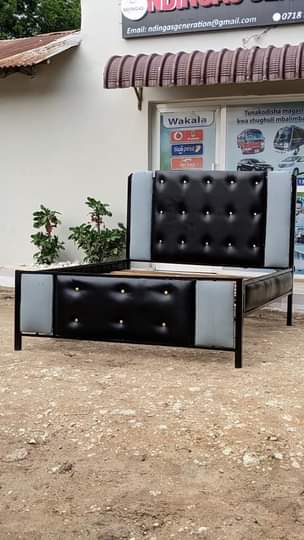 A picture of BEDSOFA MPYA ZA CHUMA SIZE 5 KWA 6