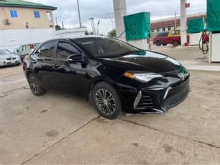 A picture of Few months used 2017 Toyota corolla Sport