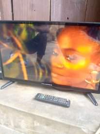 A picture of TV FLAT MPYA INA REMOTE YAKE NA KILA KITU INCHI