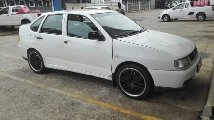 cars F.