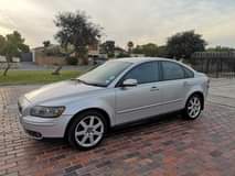 volvo s40