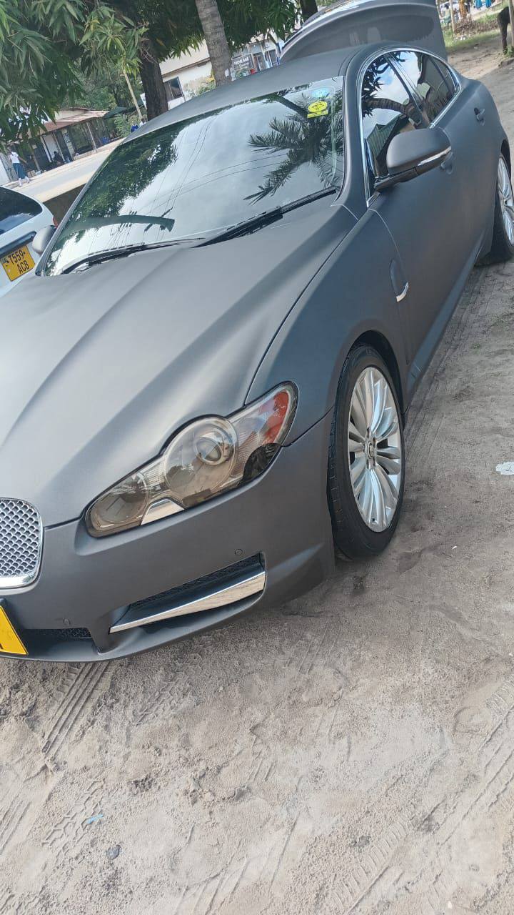 A picture of JAGUAR XF