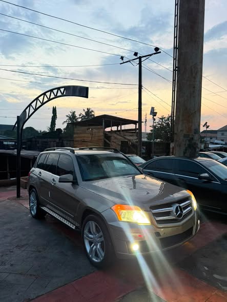 A picture of GLK350 4Matic 2010 Model