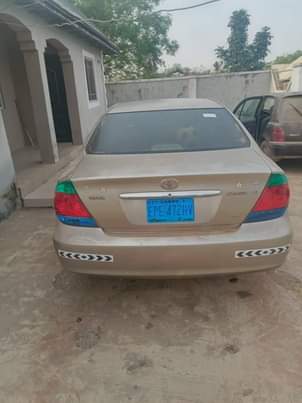 A picture of Toyota Camry 2005 V6