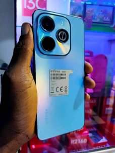 A picture of POP 8 128gb promo