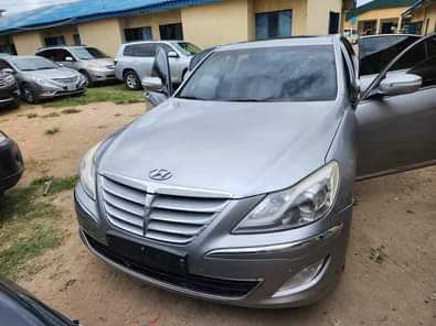 A picture of 2012 Hyundai Genesis tokumbo Price 10 5m Location Amuwo odofin