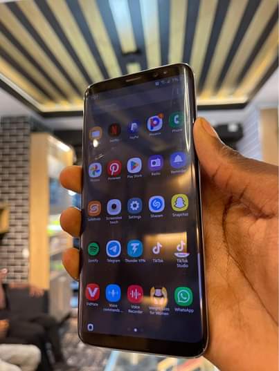 A picture of Quick Sale. Sumsung S8 At. 230k.