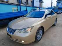 A picture of Lexus ES 300 2004 model 08108888527