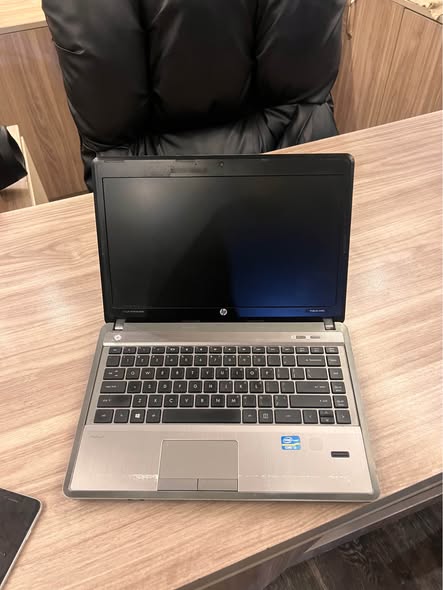 A picture of Hp laptop i3