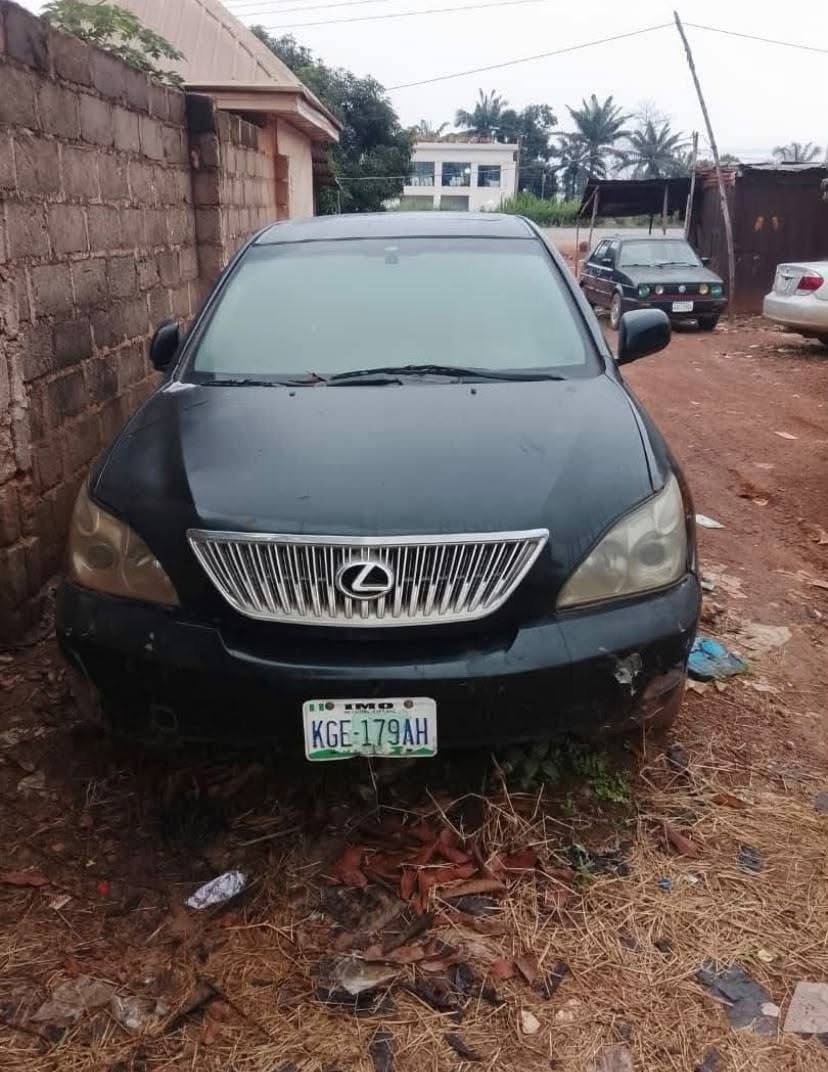 A picture of RX330 with knocked engine going for N3 3