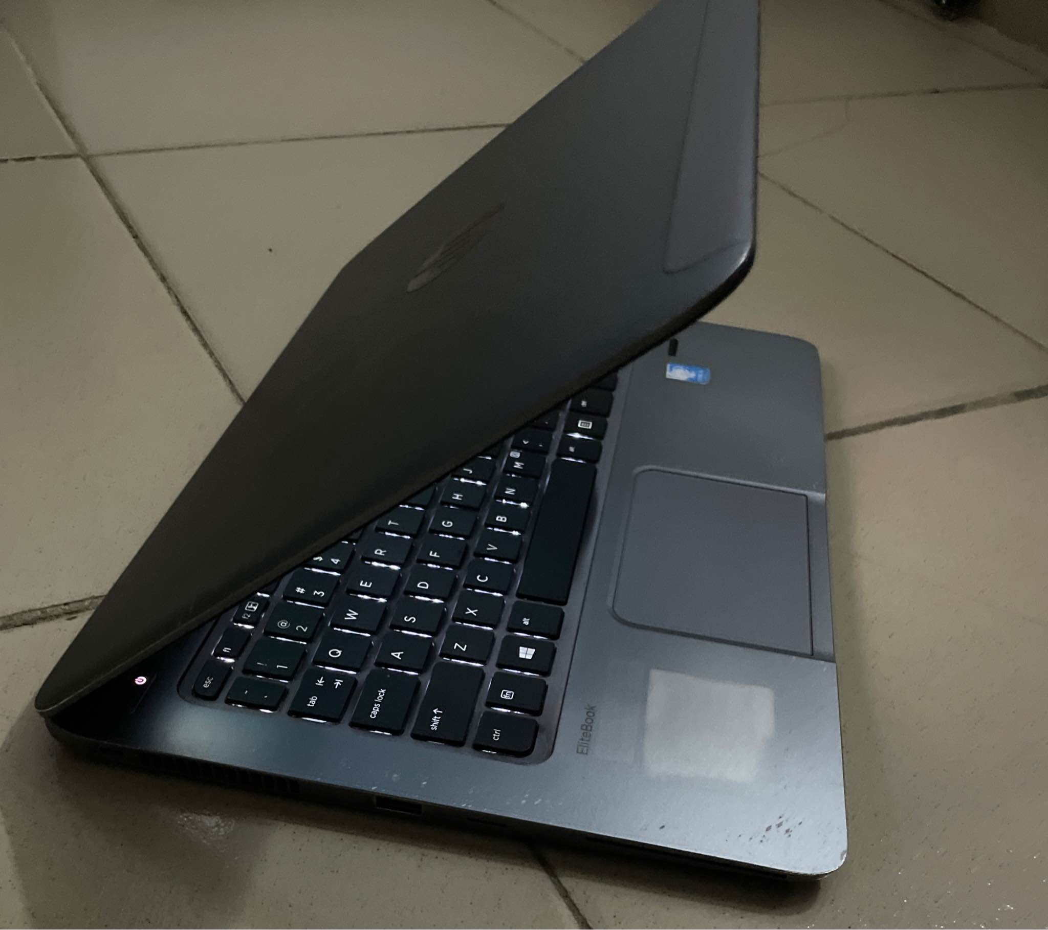 A picture of HP EliteBook Folio 1040 G3
