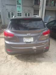 A picture of NEATLY USED FIRST BODY HYUNDAI Is35 Sound engine Smooth Gear