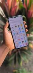 A picture of VIVO V21