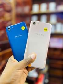 A picture of Oppo A83