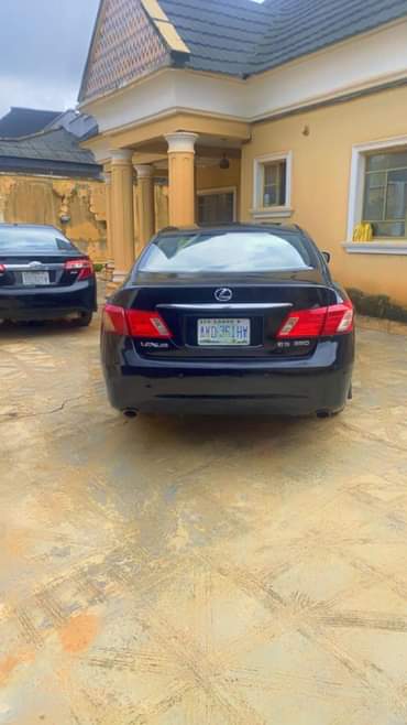 A picture of ES 350 Nothing to Fix Just Buy and Drive Ibadan