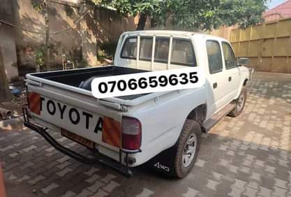 used toyota hilux