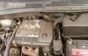 A picture of DANNY YUNG Smarts Autos Neat Toyota Sienna 02 Very Sound