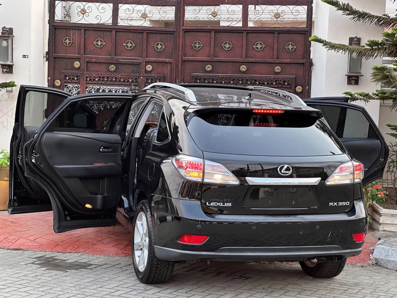 A picture of Foreign used Lexus Rx350 2012 23.5million